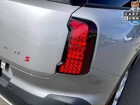 Certified 2025 MINI Cooper Countryman S w/ Comfort Package Max image 28