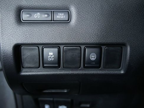 Used 2022 Nissan Murano S image 19