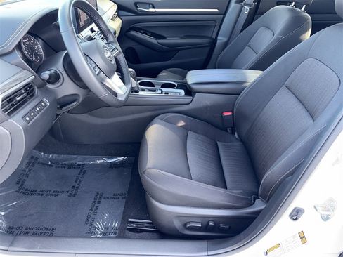 Certified 2023 Nissan Altima 2.5 SV w/ SV Premium Package image 26