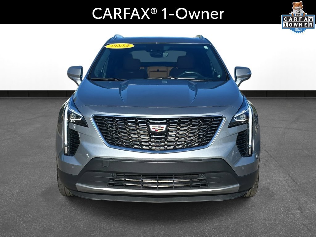 Used 2023 Cadillac XT4 Premium Luxury w/ Technology Package AWD/4WD image 2