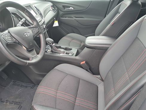 Used 2022 Chevrolet Equinox RS w/ LPO, Cargo Package image 10