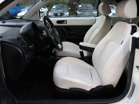 Used 2007 Volkswagen Beetle Triple White Edition image 18
