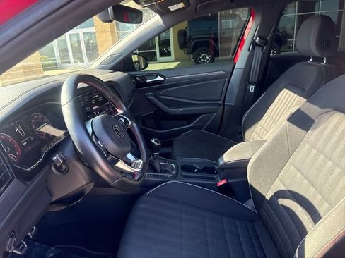 Used 2019 Volkswagen Jetta GLI image 8