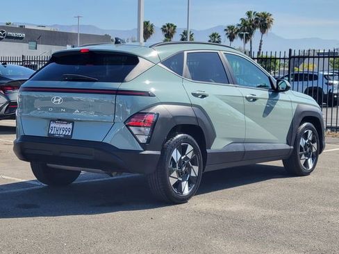 Used 2025 Hyundai Kona SEL FWD image 4