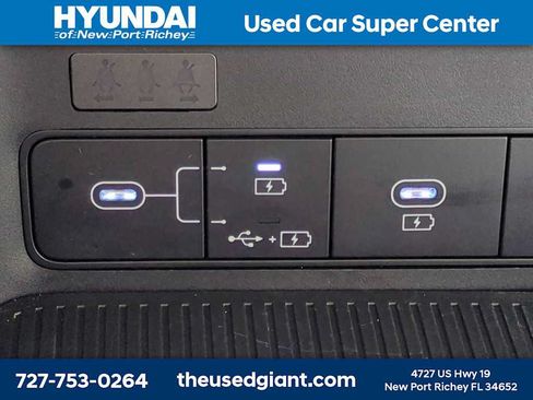 Used 2025 Hyundai Kona SEL FWD image 23