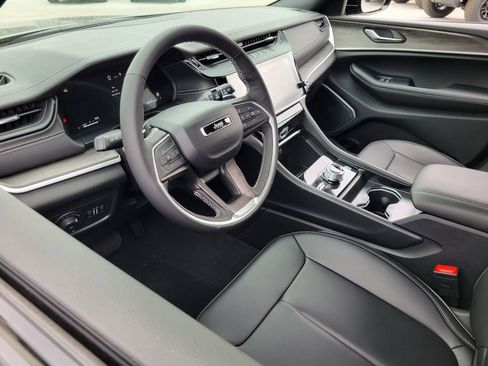 New 2026 Jeep Grand Cherokee L Limited w/ Limited Altitude Package image 3