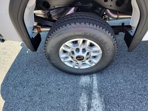 New 2025 GMC Sierra 2500 Pro w/ Convenience Package image 4