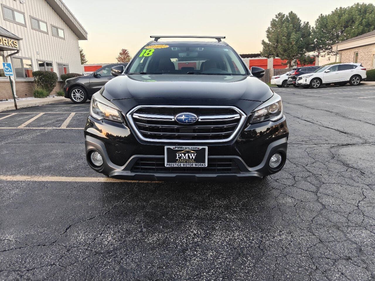 Used 2018 Subaru Outback 3.6R Touring w/ Popular Package #3 AWD/4WD image 8