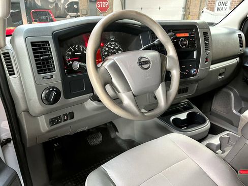 Used 2012 Nissan NV 3500 S RWD image 9