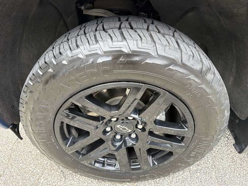 Used 2024 Chevrolet Silverado 1500 Custom AWD/4WD image 33