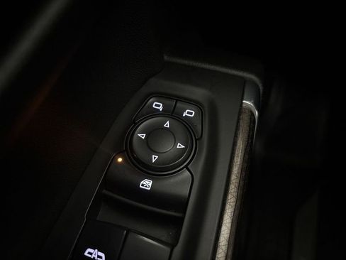 Used 2020 Chevrolet Silverado 1500 LT image 56