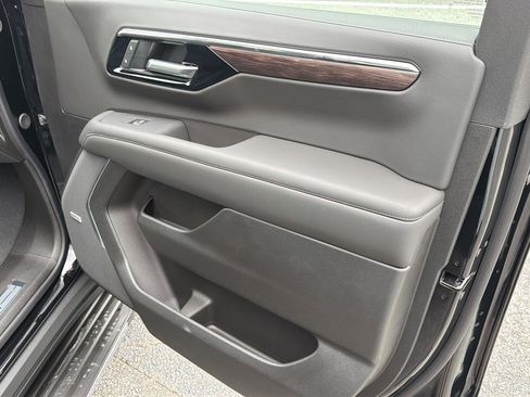 New 2026 Chevrolet Tahoe LT RWD image 16