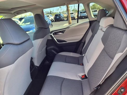 Used 2019 Toyota RAV4 XLE image 22