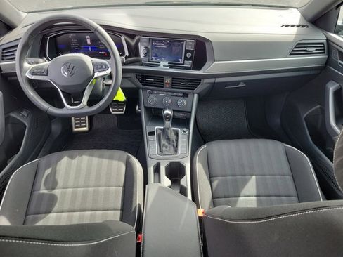 Certified 2024 Volkswagen Jetta Sport image 2