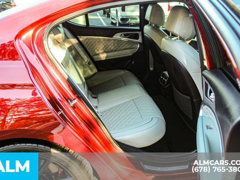 Used 2022 Genesis G70 3.3T image 15