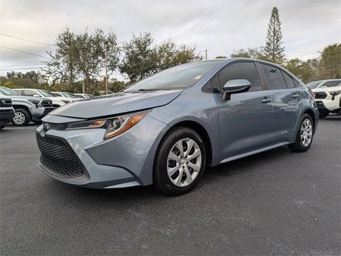 Used 2020 Toyota Corolla LE image 8