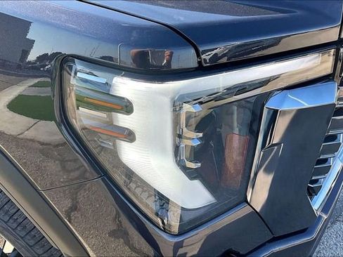 Used 2024 GMC Sierra 2500 Denali Ultimate w/ Snow Plow Prep/Camper Package image 30