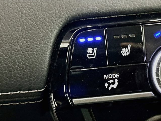 Used 2024 Honda Pilot Elite image 22