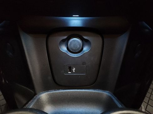 Used 2024 MINI Cooper S image 27