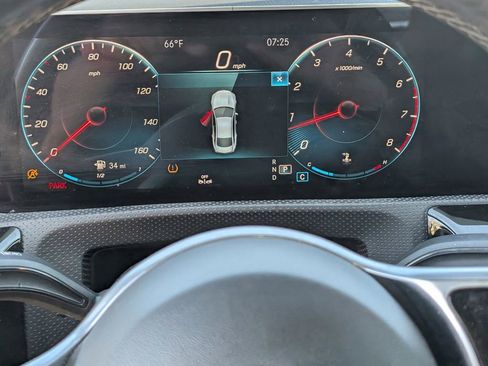 Used 2020 Mercedes-Benz CLA 250 w/ Premium Package image 22