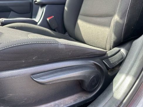 Used 2023 Kia Forte LXS image 4