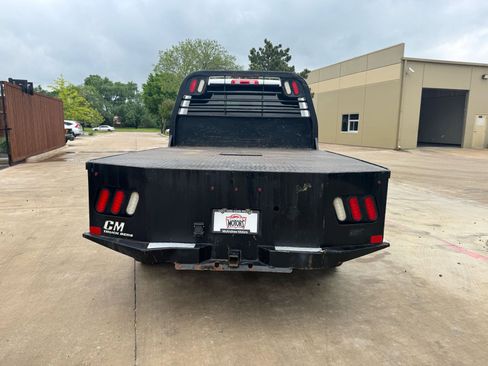 Used 2017 RAM 2500 Tradesman w/ Chrome Appearance Group AWD/4WD image 3