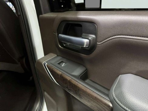 Used 2021 GMC Sierra 3500 Denali w/ Denali Ultimate Package image 39