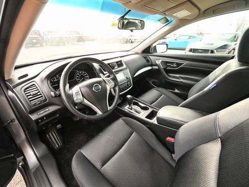 Used 2016 Nissan Altima 2.5 SR image 17