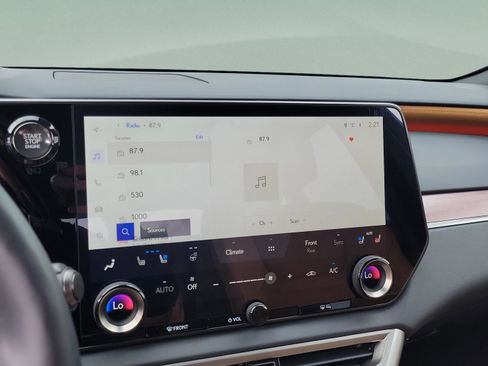 Certified 2025 Lexus RX 350 Premium Plus image 18