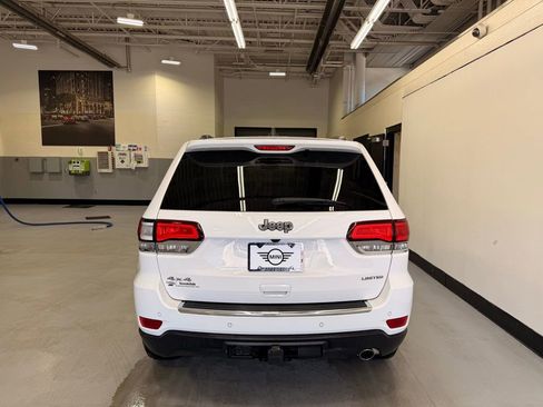 Used 2021 Jeep Grand Cherokee Limited w/ Trailer Tow Group IV image 4