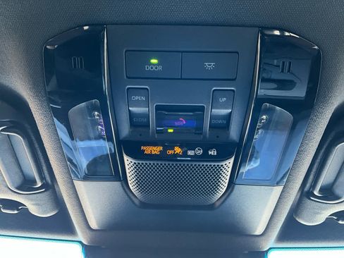 Used 2025 Toyota Land Cruiser image 28