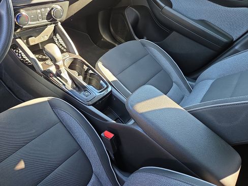 Used 2024 Chevrolet TrailBlazer LT w/ Driver Confidence Package image 25