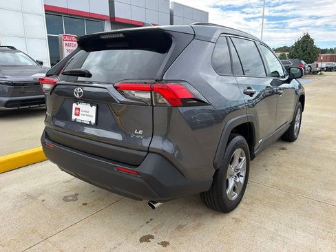 Used 2025 Toyota RAV4 LE AWD/4WD image 6