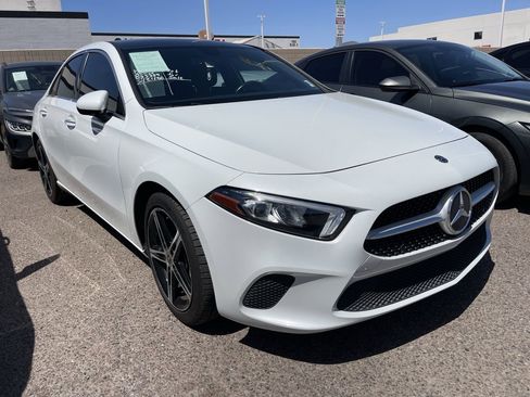 Used 2019 Mercedes-Benz A 220 image 2