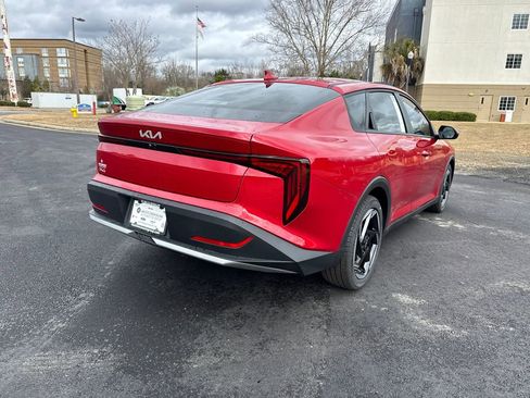 New 2025 Kia K4 EX image 3