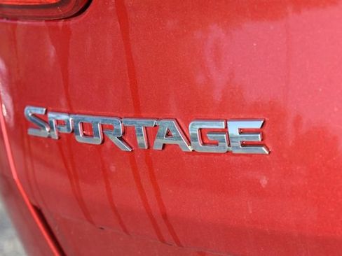 Used 2019 Kia Sportage LX AWD/4WD image 13