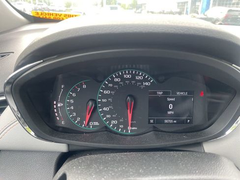 Used 2021 Chevrolet Trax LT w/ Premium Seat Package image 5