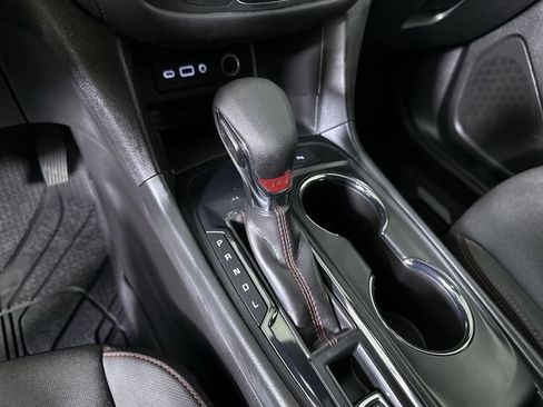 Used 2024 Chevrolet Equinox RS w/ LPO, Floor Liner Package FWD image 16