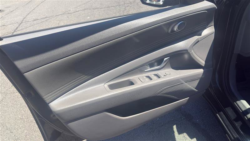 Used 2021 Hyundai Elantra SEL w/ Convenience Package FWD image 7