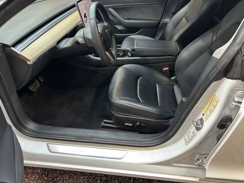 Used 2020 Tesla Model 3 Standard Range Plus image 15
