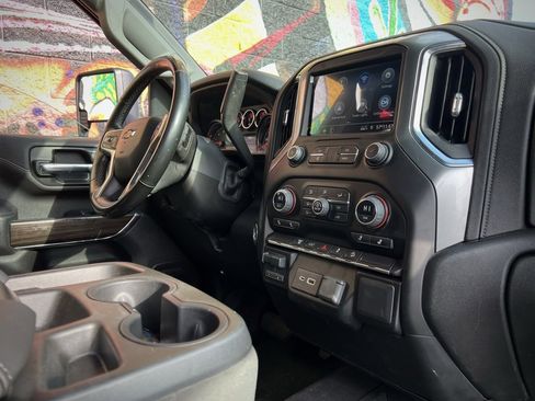 Used 2023 Chevrolet Silverado 2500 LT w/ Convenience Package image 32