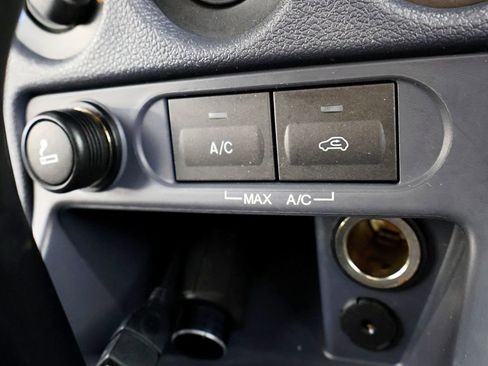 Used 2012 Ford Transit Connect XLT Premium image 31