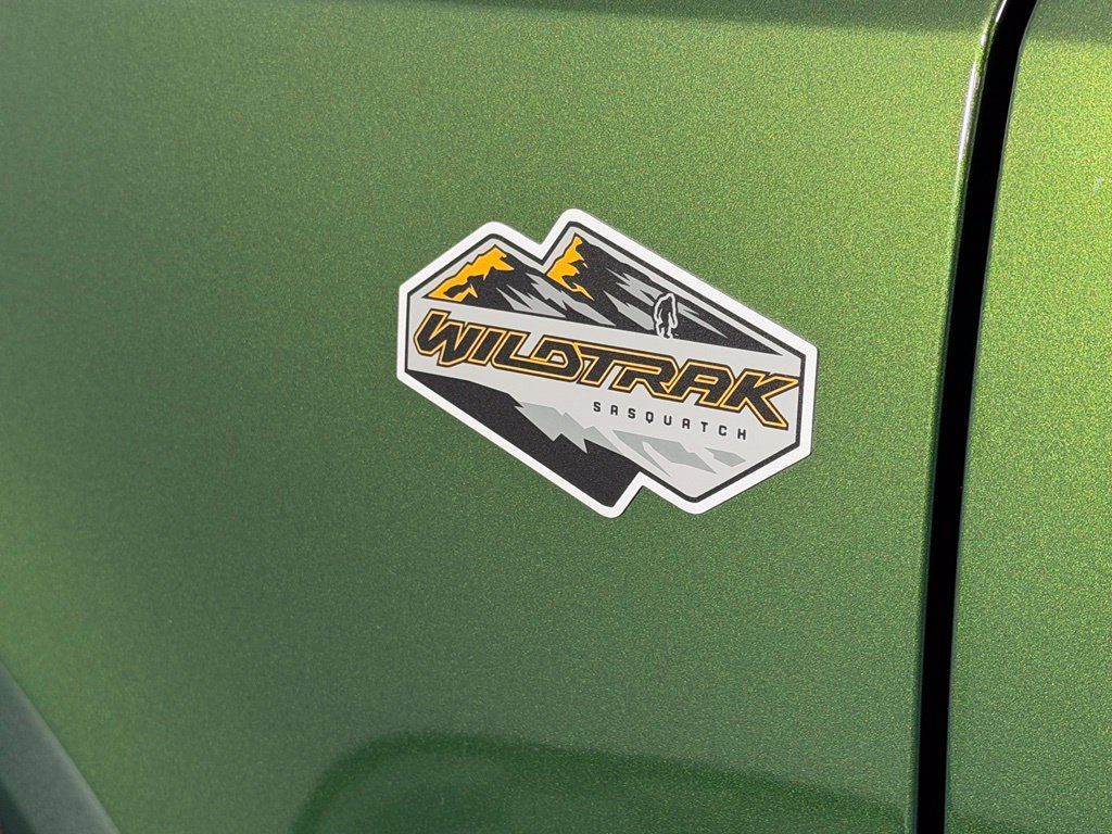 Used 2024 Ford Bronco Wildtrak AWD/4WD image 12