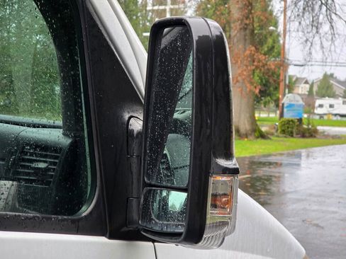 Used 2012 Mercedes-Benz Sprinter 2500 w/ Premium Pkg image 11