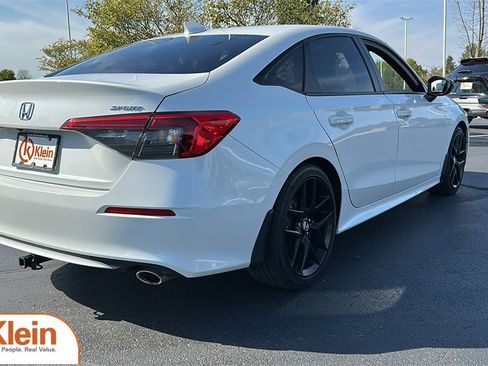 Used 2023 Honda Civic Sport image 8