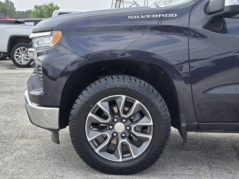 Used 2023 Chevrolet Silverado 1500 LT AWD/4WD image 8