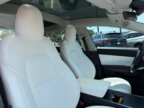 Used 2018 Tesla Model 3 AWD/4WD image 26
