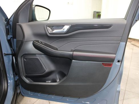 New 2026 Ford Escape ST-Line w/ Tech Pack #1 image 32