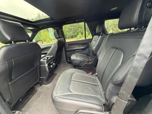 Used 2020 Ford Expedition Limited w/ Equipment Group 302A AWD/4WD image 6