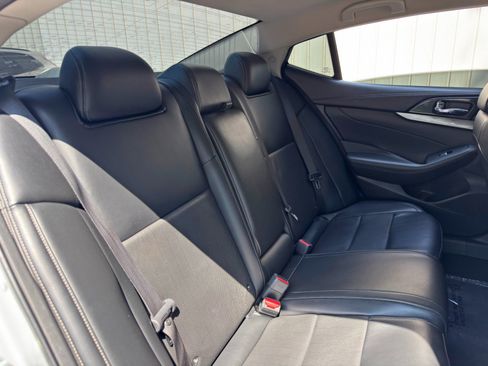 Used 2019 Nissan Maxima 3.5 SV w/ Floor Mat Group FWD image 33